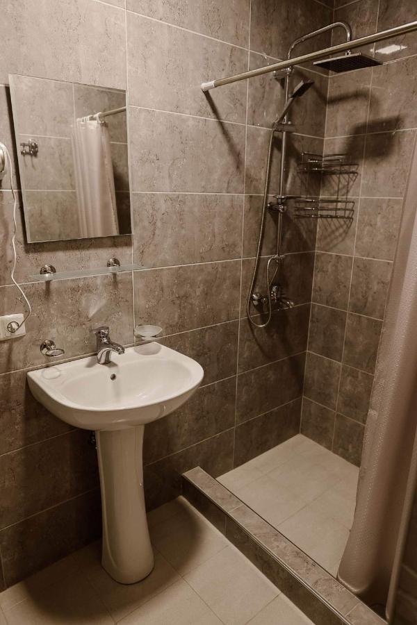 Arsenas Guest House Kazbegi Eksteriør billede